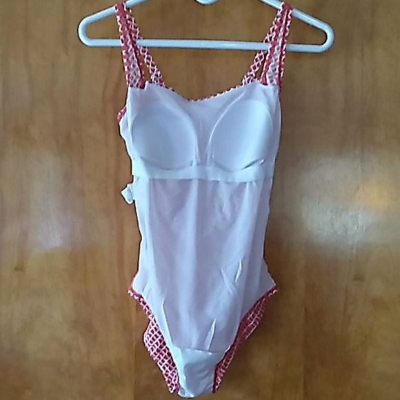 L.L.Bean UPF 50+ Hot Coral & White One Piece Suit - Picture 5 of 8